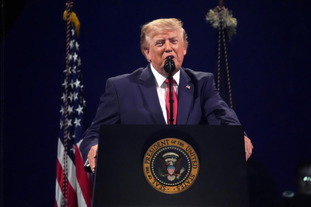 Los ingresos millonarios de Donald Trump en la presidencia marcan un precedente histórico sin igual