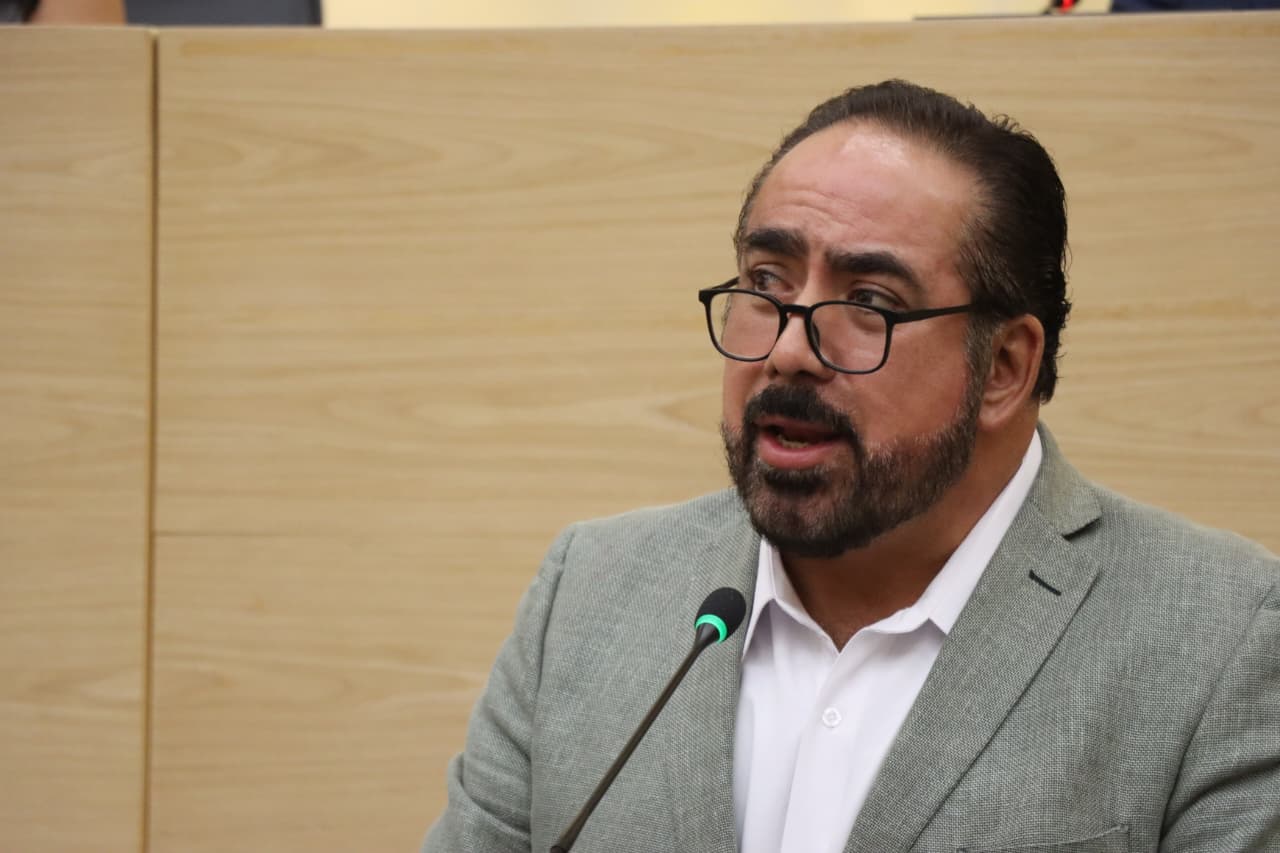 Rafael Micalco propone reforma a la Ley de Salud para blindar la vacunación y prevención infantil