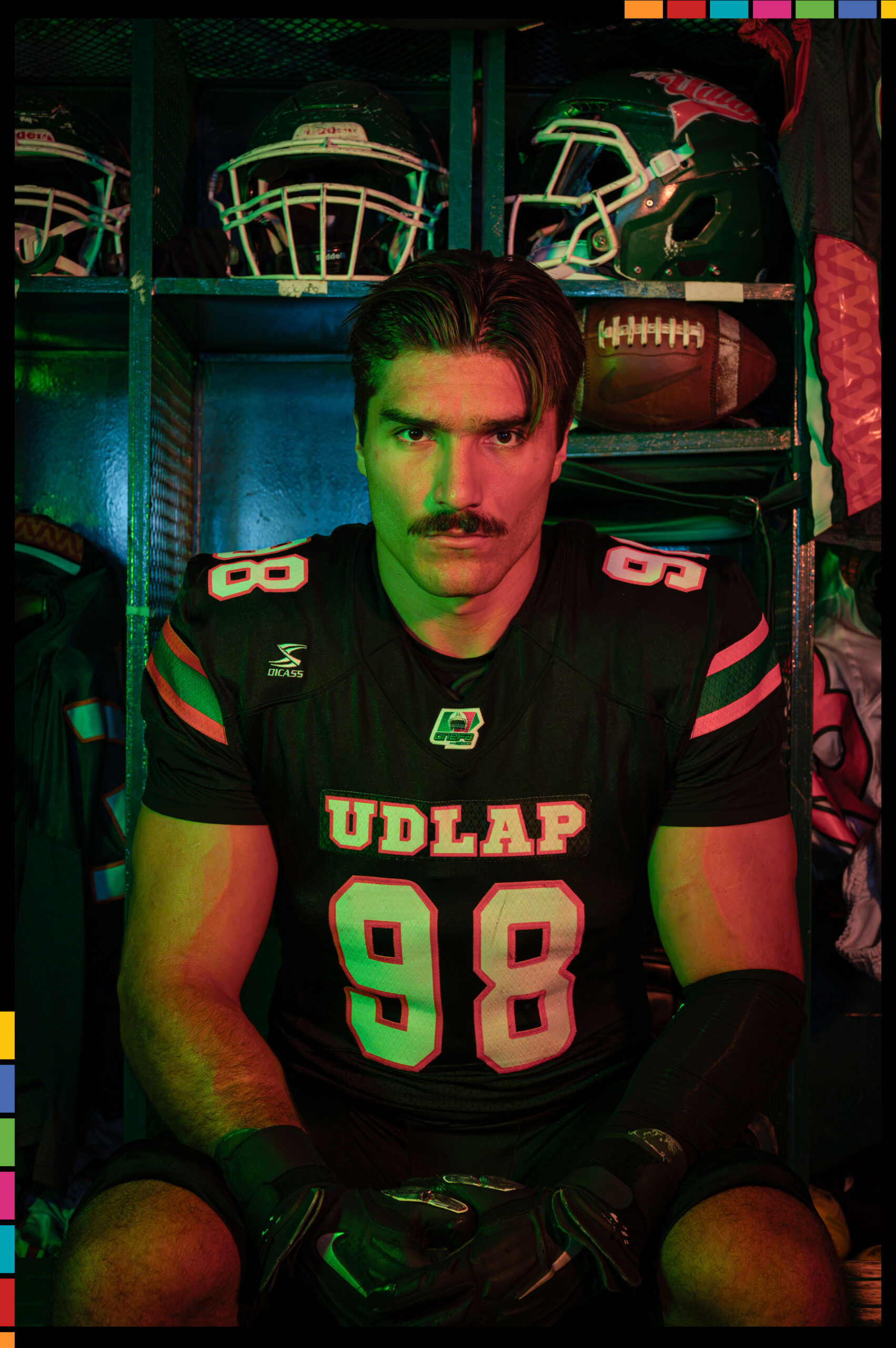Aztecas UDLAP presentan uniforme negro inédito para la temporada 2026 de futbol americano